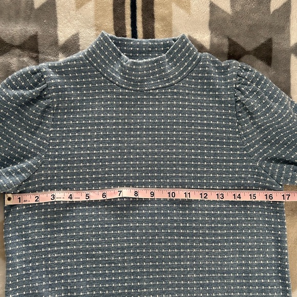 Madewell Jacquard Puff-Sleeve Mockneck Top
Size Small - Picture 8 of 8